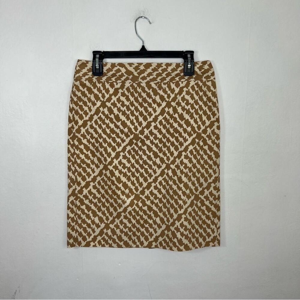 J. Crew Cream & Tan Knee Length Pencil Cow Blot Print Career Skirt Size 6 - Picture 3 of 10